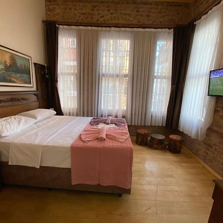 Antique Pearl Hotel Istanbul Bagian luar foto