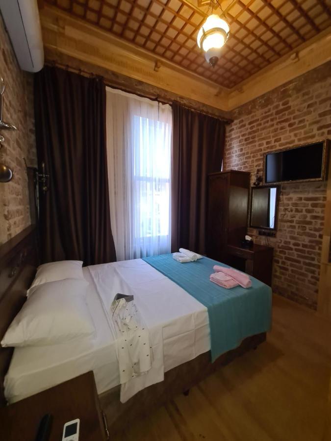 Antique Pearl Hotel Istanbul Bagian luar foto
