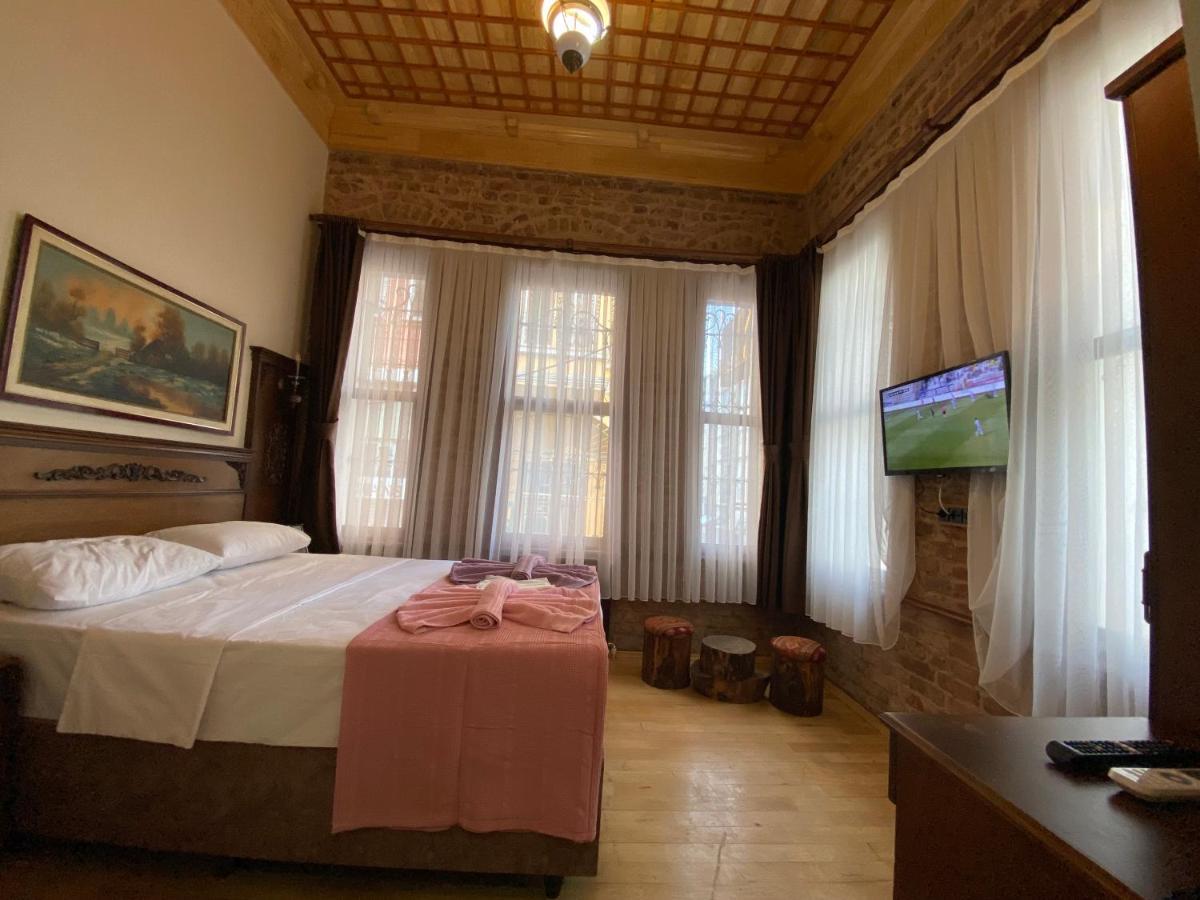 Antique Pearl Hotel Istanbul Bagian luar foto