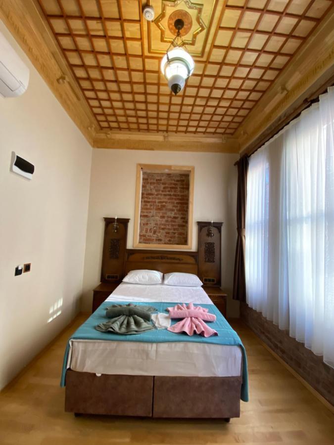 Antique Pearl Hotel Istanbul Bagian luar foto