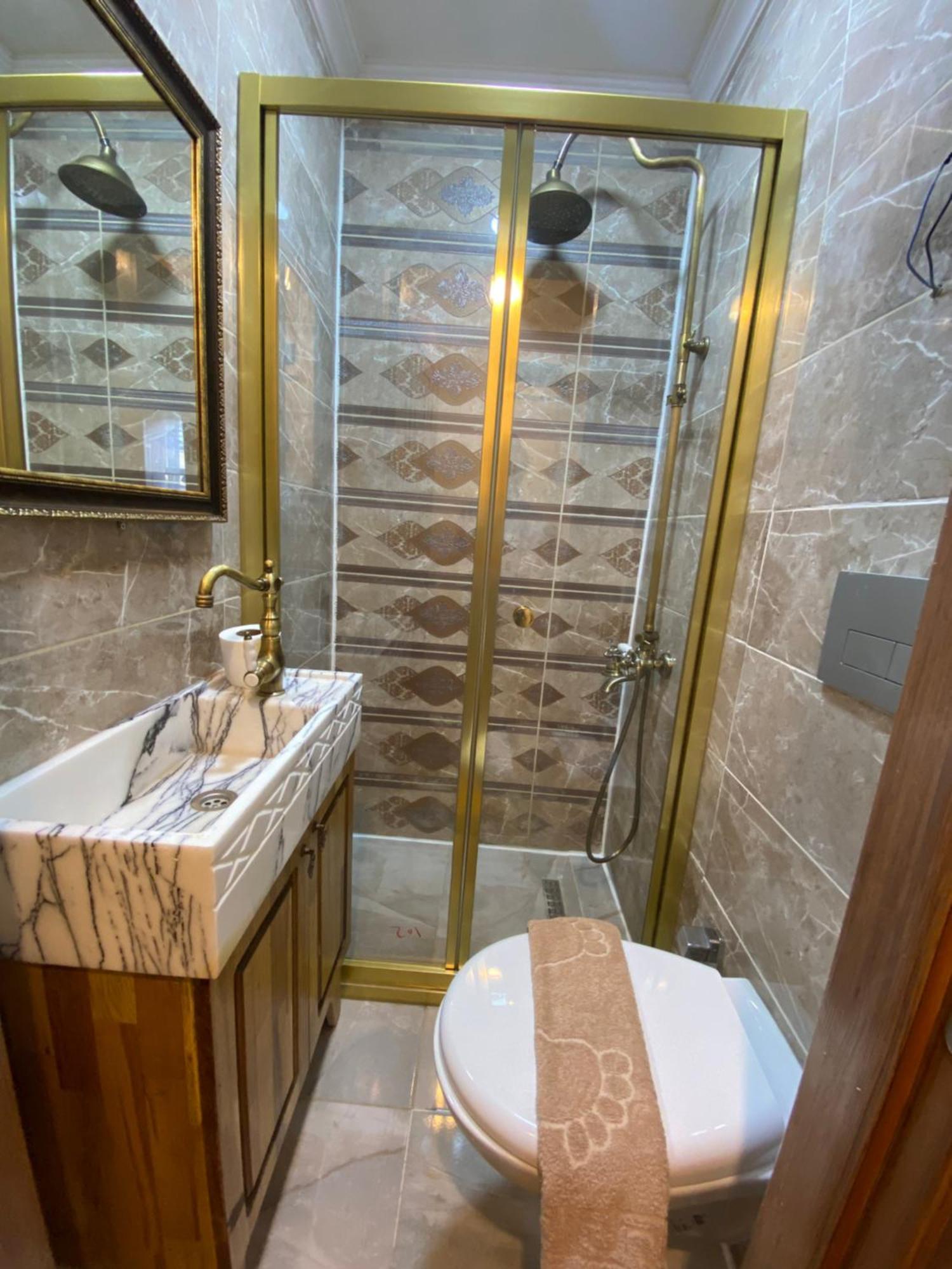 Antique Pearl Hotel Istanbul Bagian luar foto