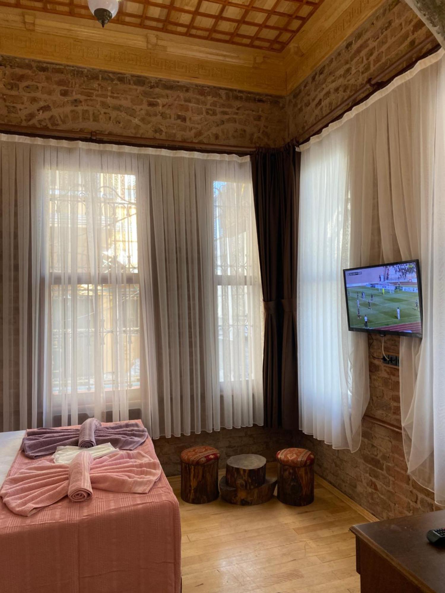 Antique Pearl Hotel Istanbul Bagian luar foto