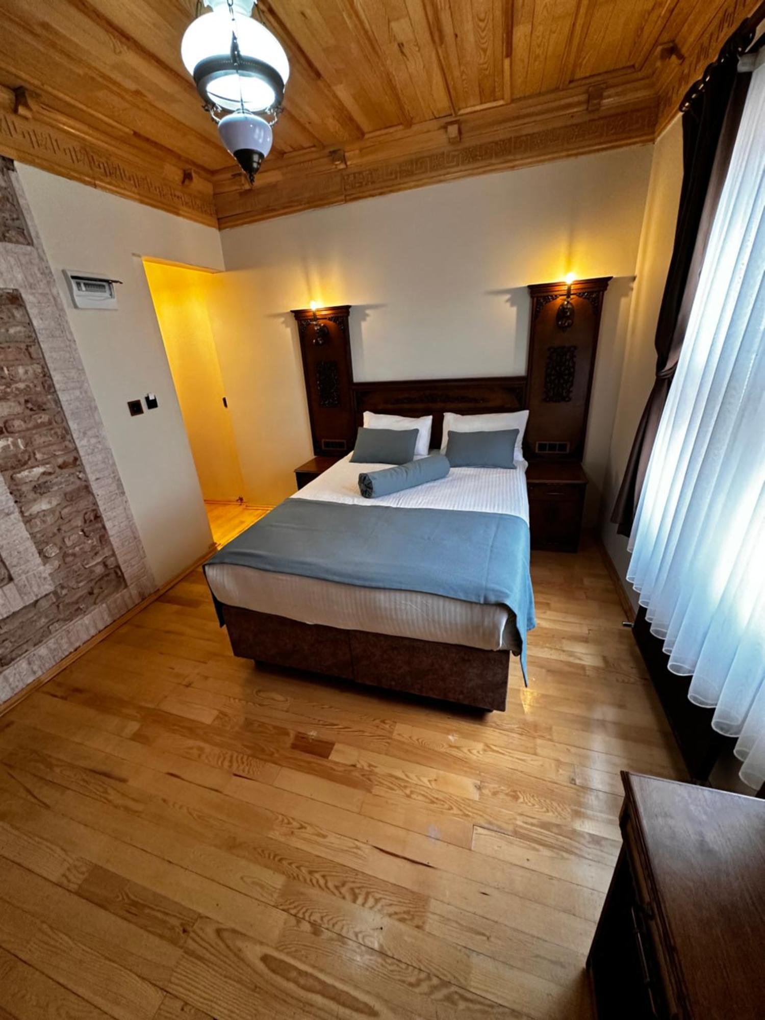 Antique Pearl Hotel Istanbul Bagian luar foto